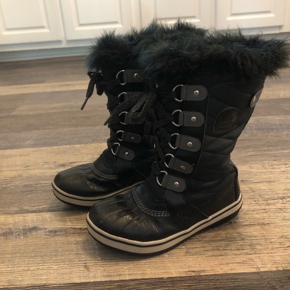 Girls Sorel Tofino II Boots Size 1 EUC worn once